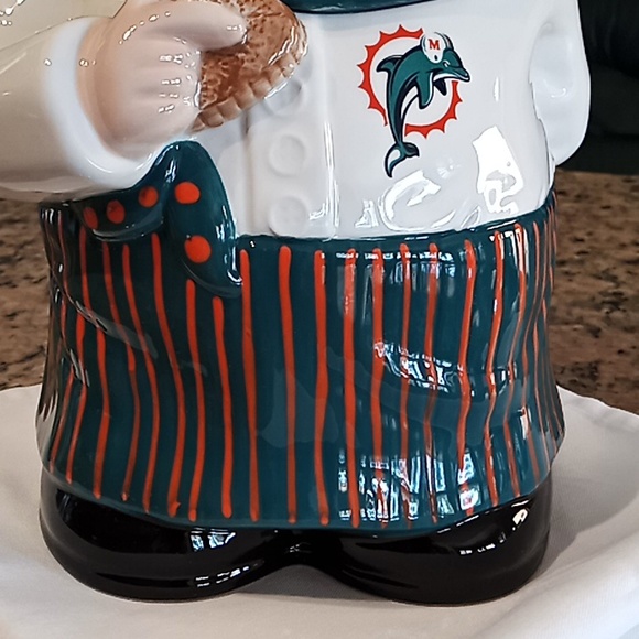 RARE CHEF MIAMI DOLPHINS Cookie Jar. 1st in Series. 2004 NFL Properties. Ex.Cond - Picture 7 of 16